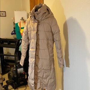 OLAY Women's Beige Puffer Coat